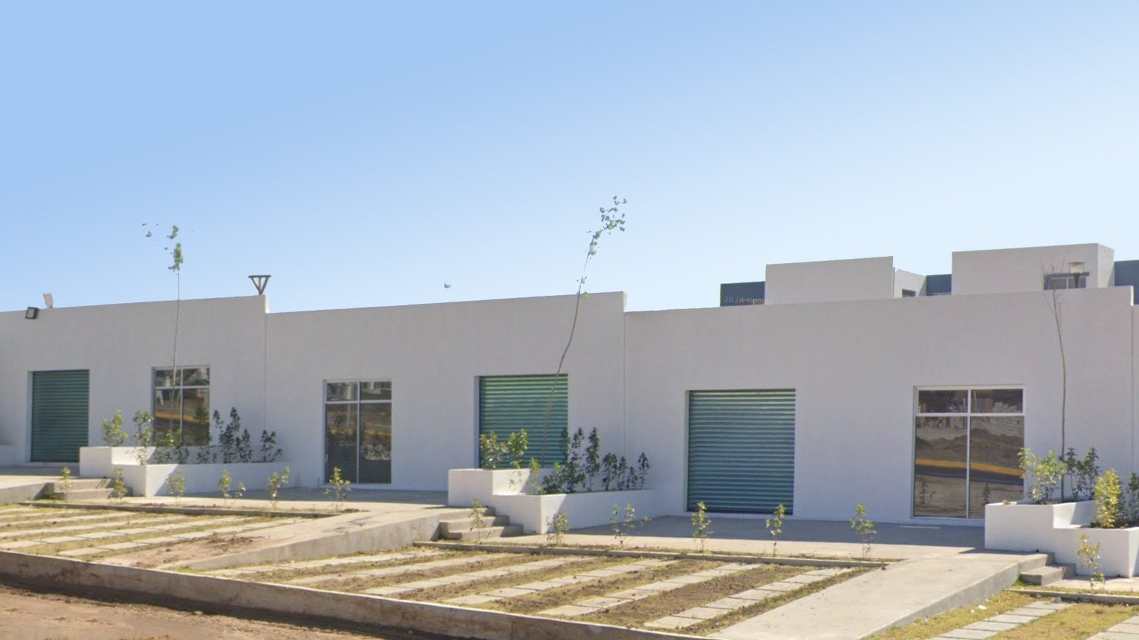 Locales Comerciales Idílica Alto Serratón Fachada 2